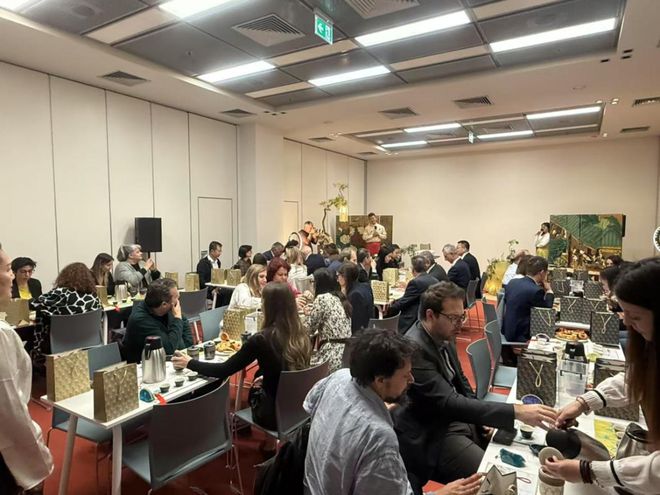 茶香四溢,文化共融--中國茶道文化走進(jìn)希臘國家電網(wǎng)